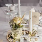 Lange Tafel mit Hochzeitsdekoration in der Event-Location Langenhorst.